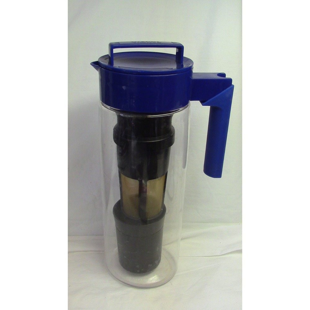 Takeya Iced Tea Maker with Patented Flash Chill Technology - 1 Quart - BLUE
